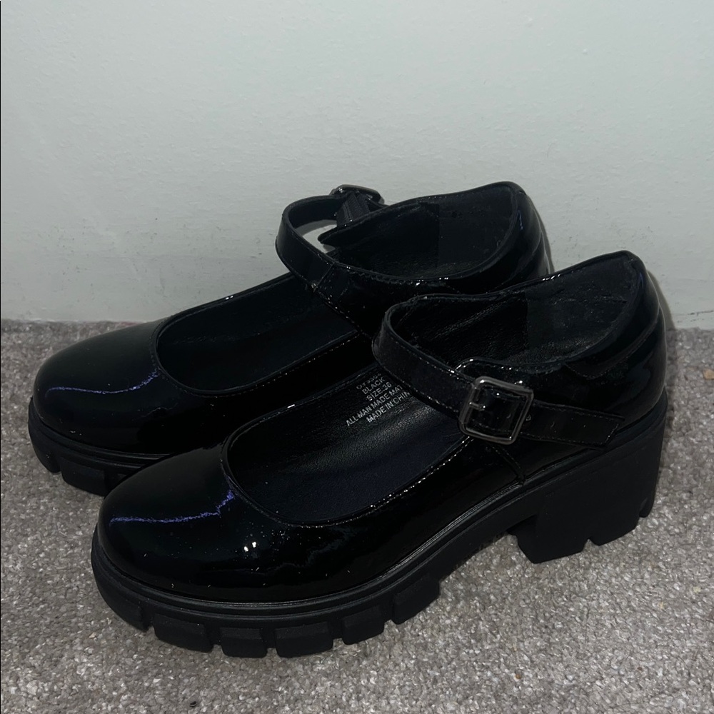 Chunky Platform Mary Jane Heels